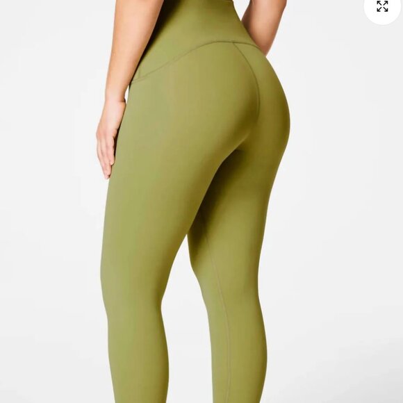SPANX Women's 2X Booty Boost 7/8 Olive Leggings NWT - Picture 3 of 12